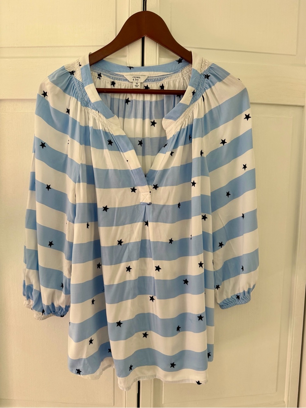 crown & ivy Blue and White Striped Star Peasant Top